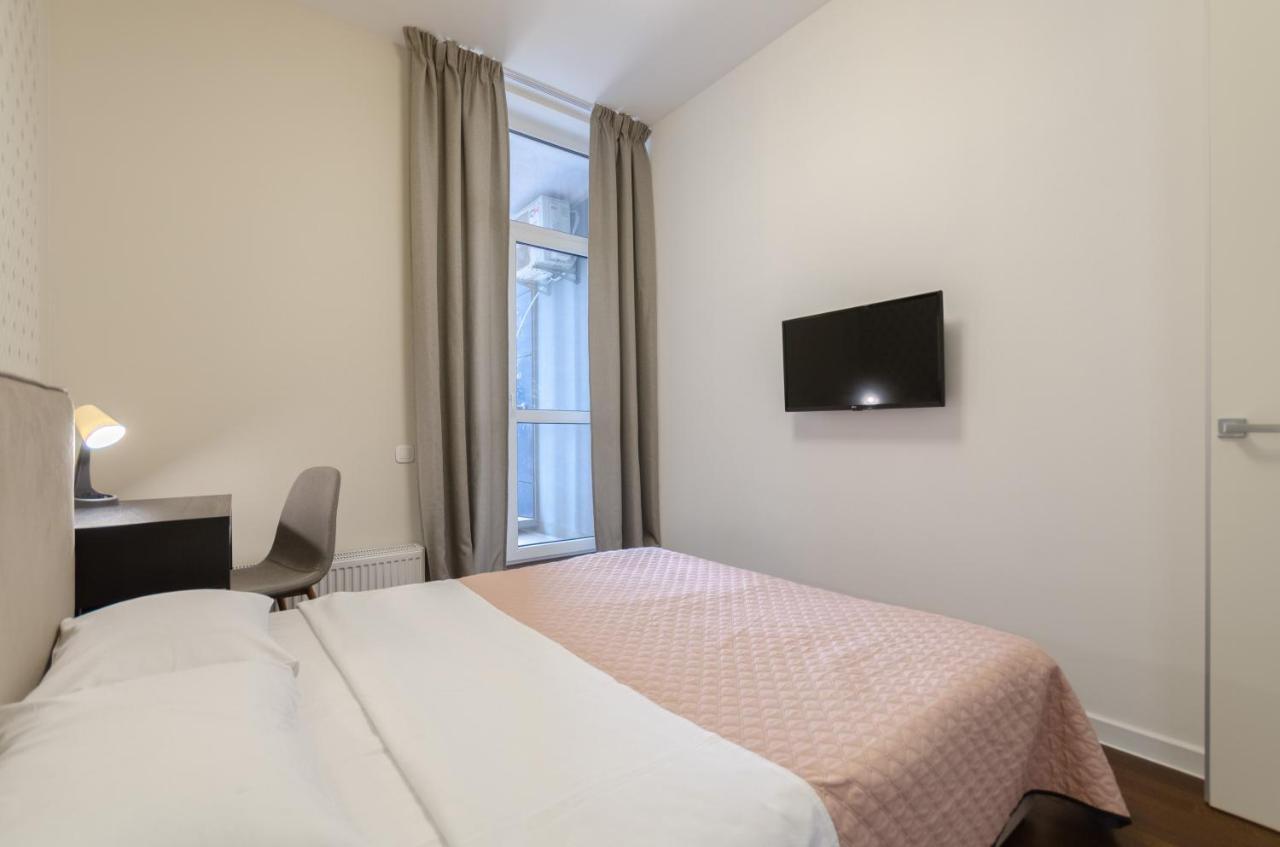 Petrovdom 408-467-471-277-377 In Central Park Cozy Apartments Kiev Dış mekan fotoğraf